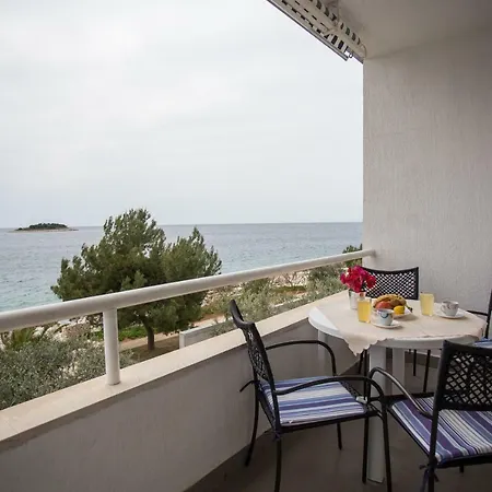 Gloria Apartman Primosten