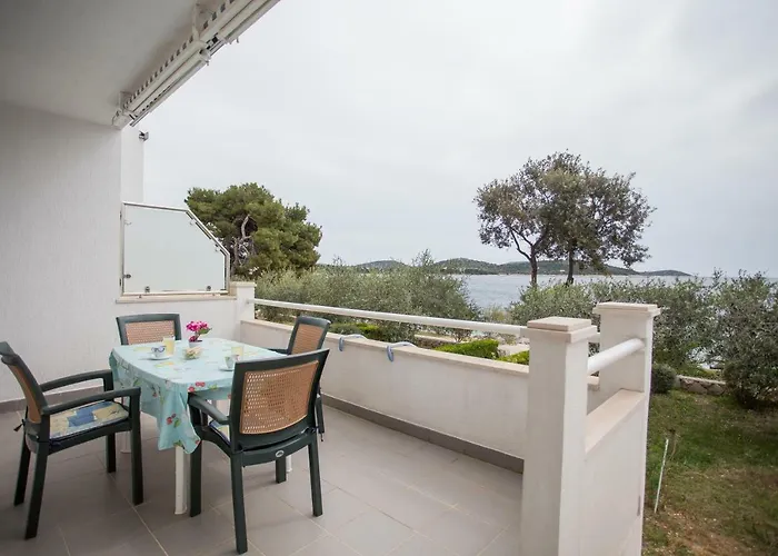 Gloria Daire Primošten