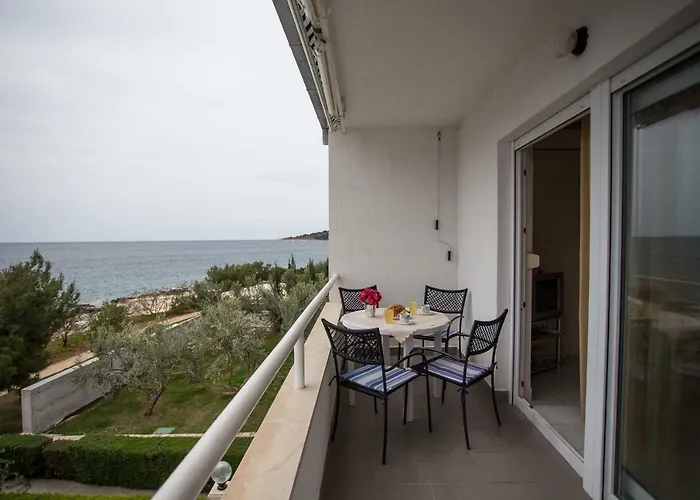 Gloria Daire Primošten