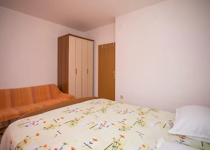 Daire Gloria Primošten