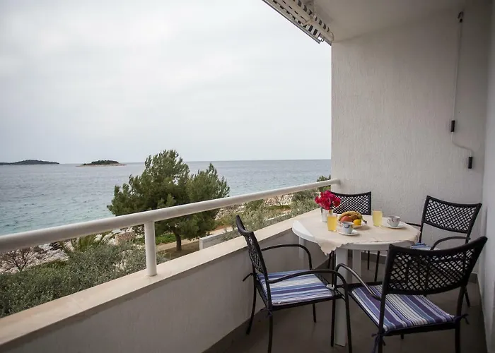 Gloria Daire Primošten